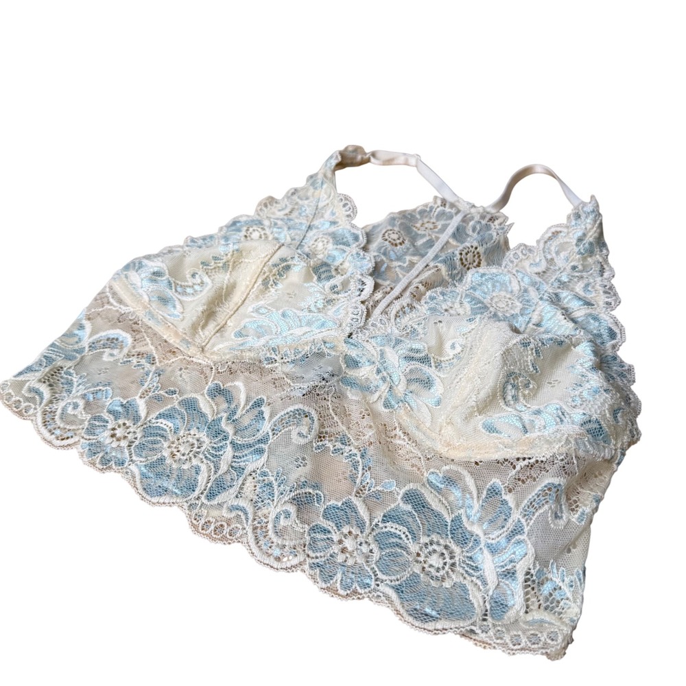 BKE Essentials Bralette Women Size M Blue Cream Floral Lace Racerback Romantic